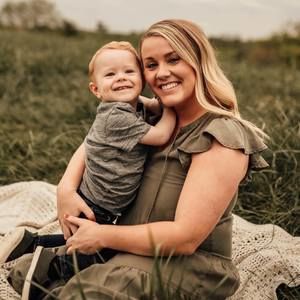 Meet your Posher, Alli